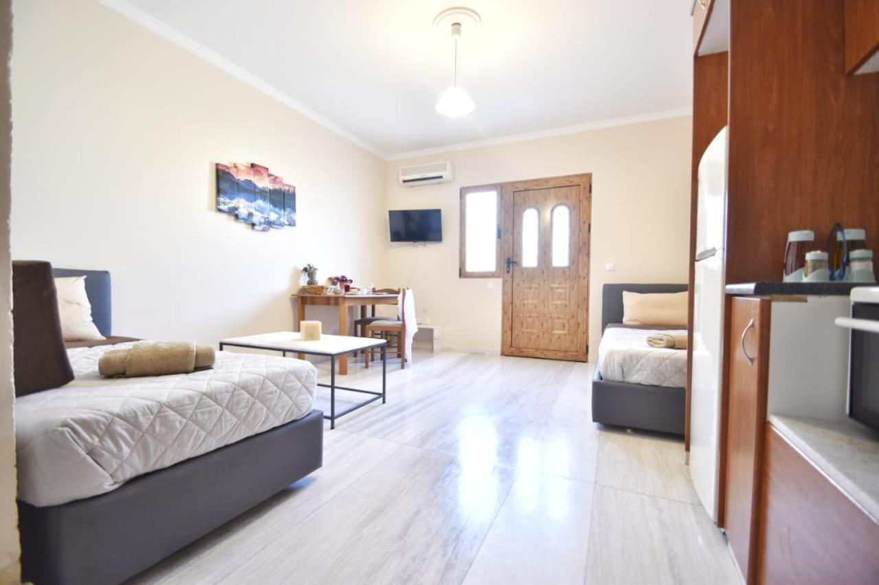 Konomi Residence Karavádhos Buitenkant foto